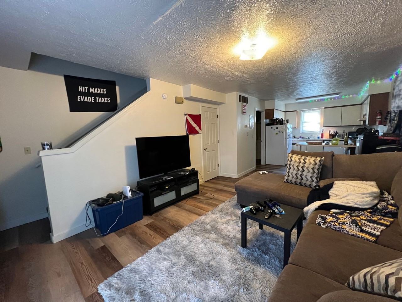 1713 N Lincoln St - Photo 6 of 15