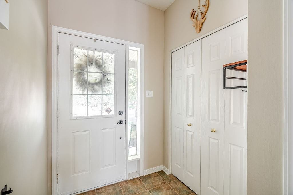 13 Upney Drive - Photo 3 of 33