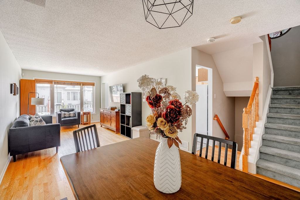 13 Upney Drive - Photo 5 of 33