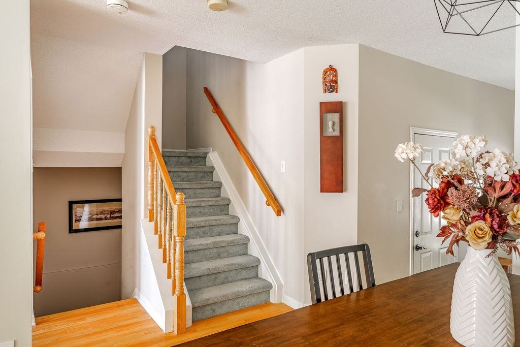 13 Upney Drive - Photo 6 of 33