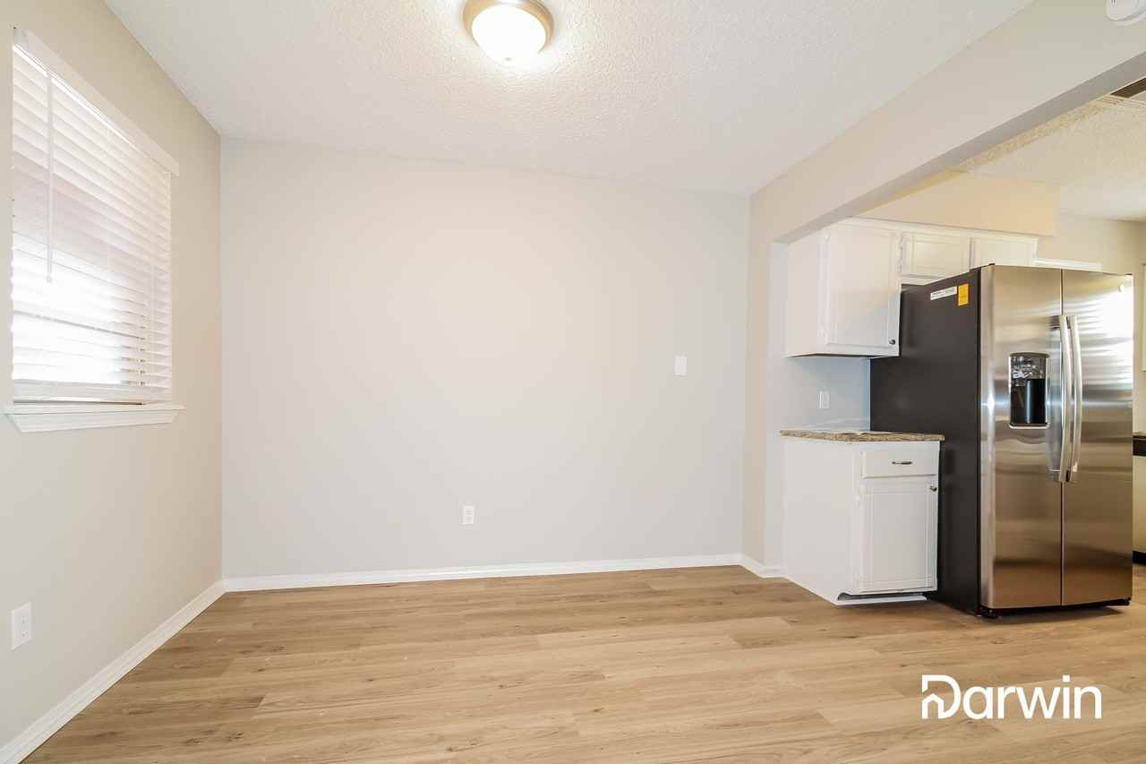 3821 Oakcliff Dr - Photo 3 of 15