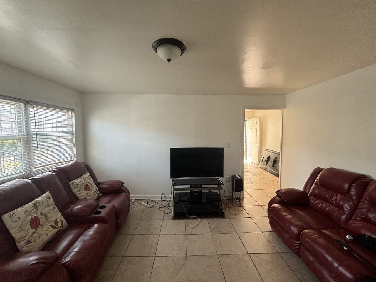2814 Brookhaven Ave #1 - Photo 2 of 5