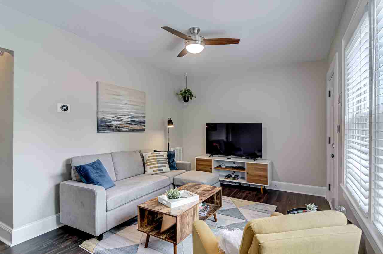 1604 W Lake Dr #B - Photo 5 of 14