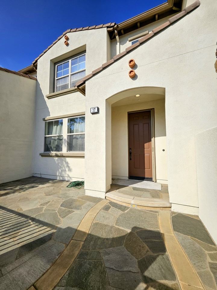 37 Bijou #0 - Photo 2 of 22