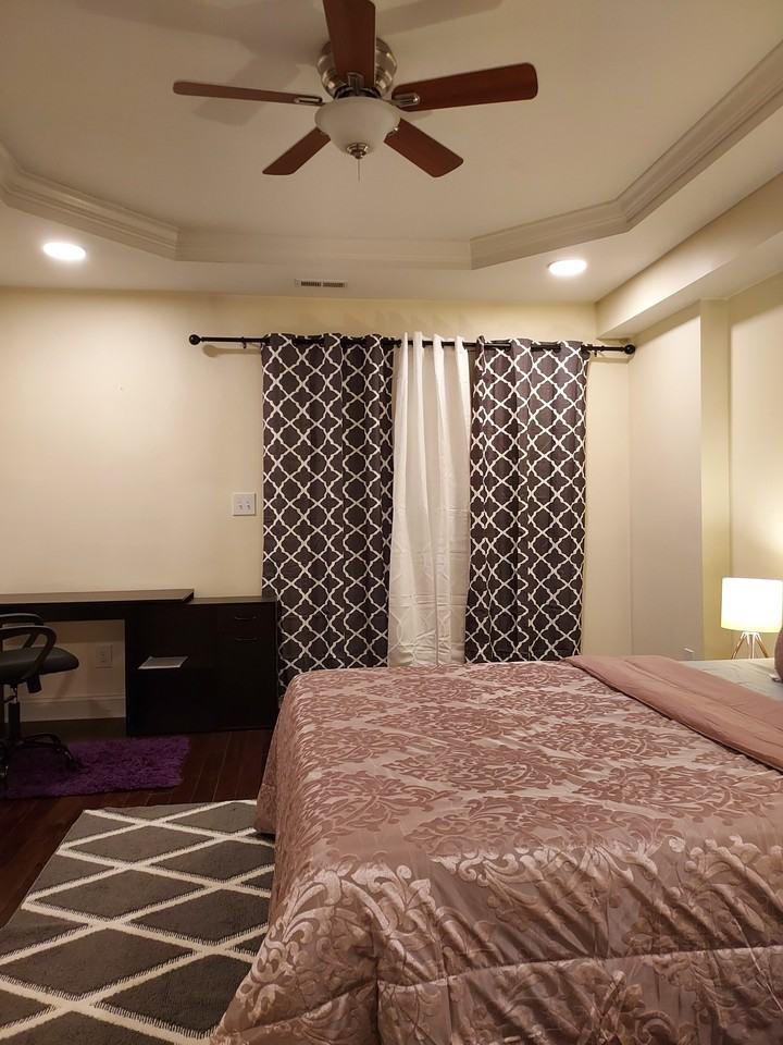 830 N Broadway - Photo 4 of 34