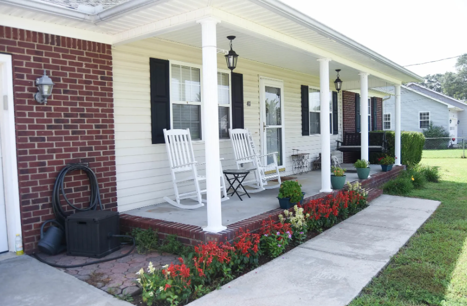 411 Camryn Cir #NA - Photo 2 of 9