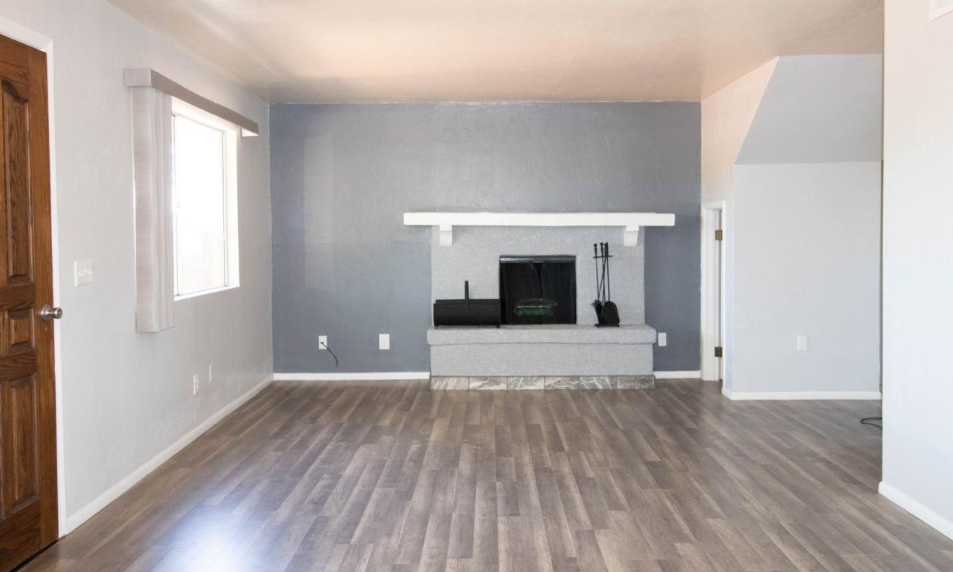 1503 West Delaware Street - Photo 2 of 5