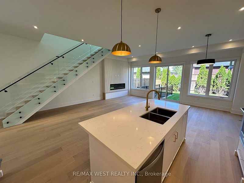 386B Rimilton Avenue - Photo 2 of 10