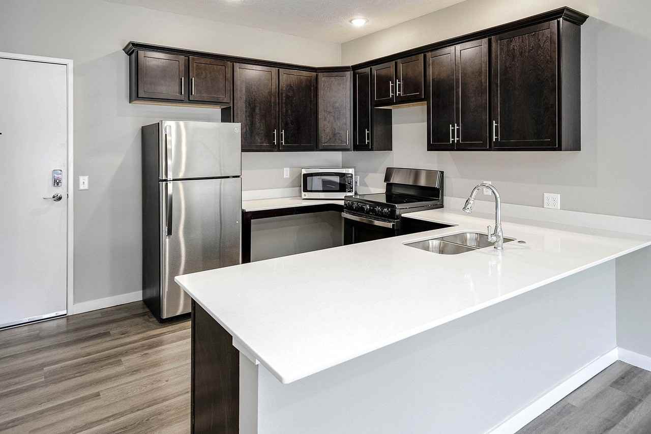 Cross Creek Apartments - Photo 2 of 45