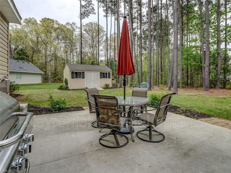 504 King Ct - Photo 3 of 19