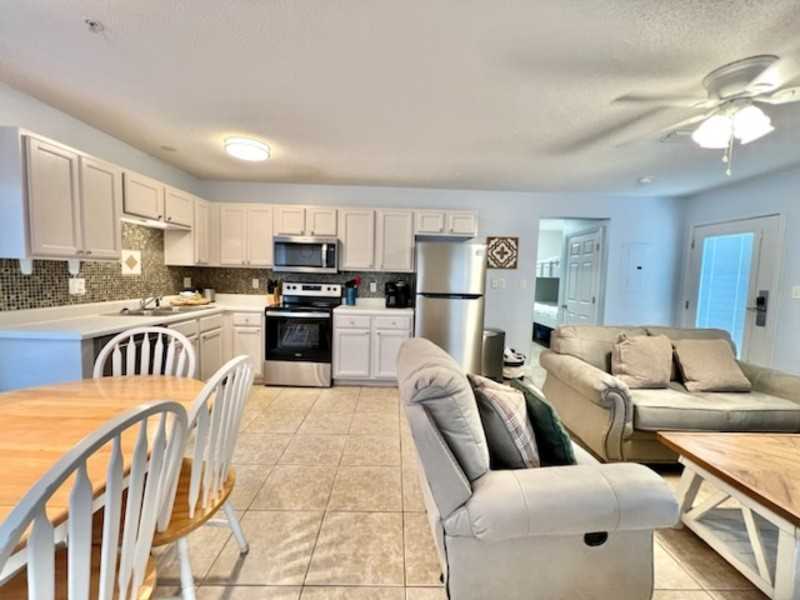 2003 Devmor Ct - Photo 3 of 17