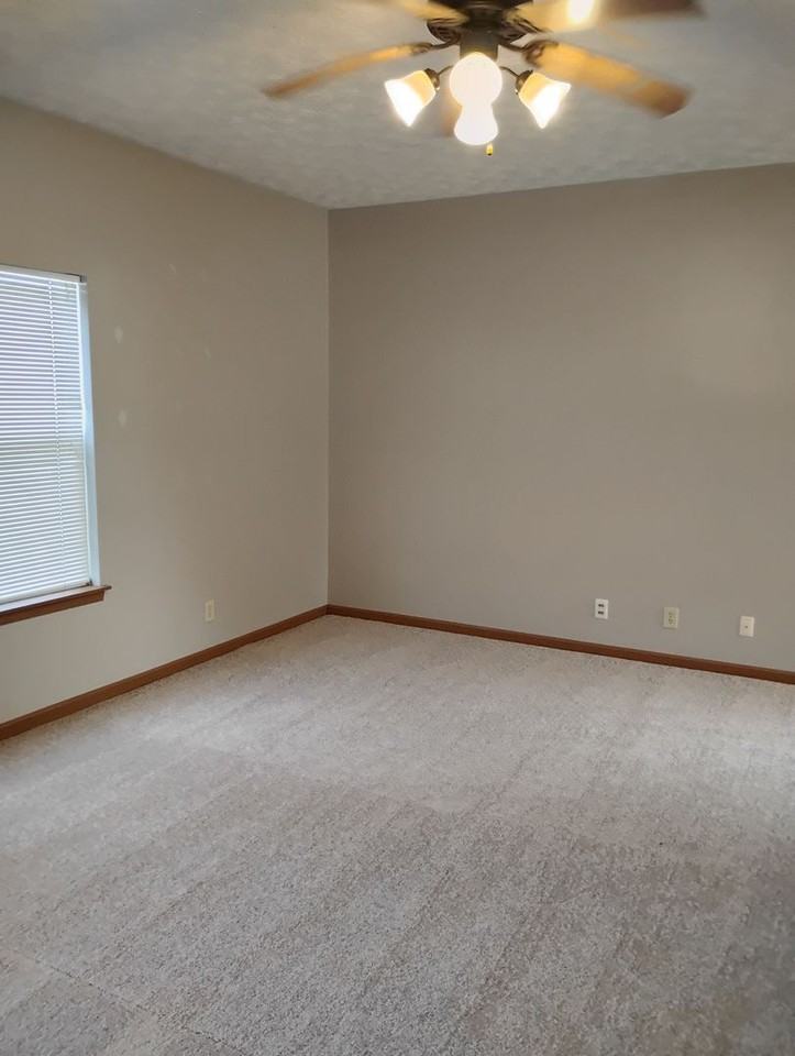 3368 Edison Dr - Photo 6 of 17