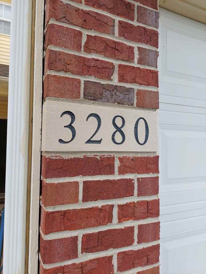 3280 Hopkins Dr - Photo 2 of 10