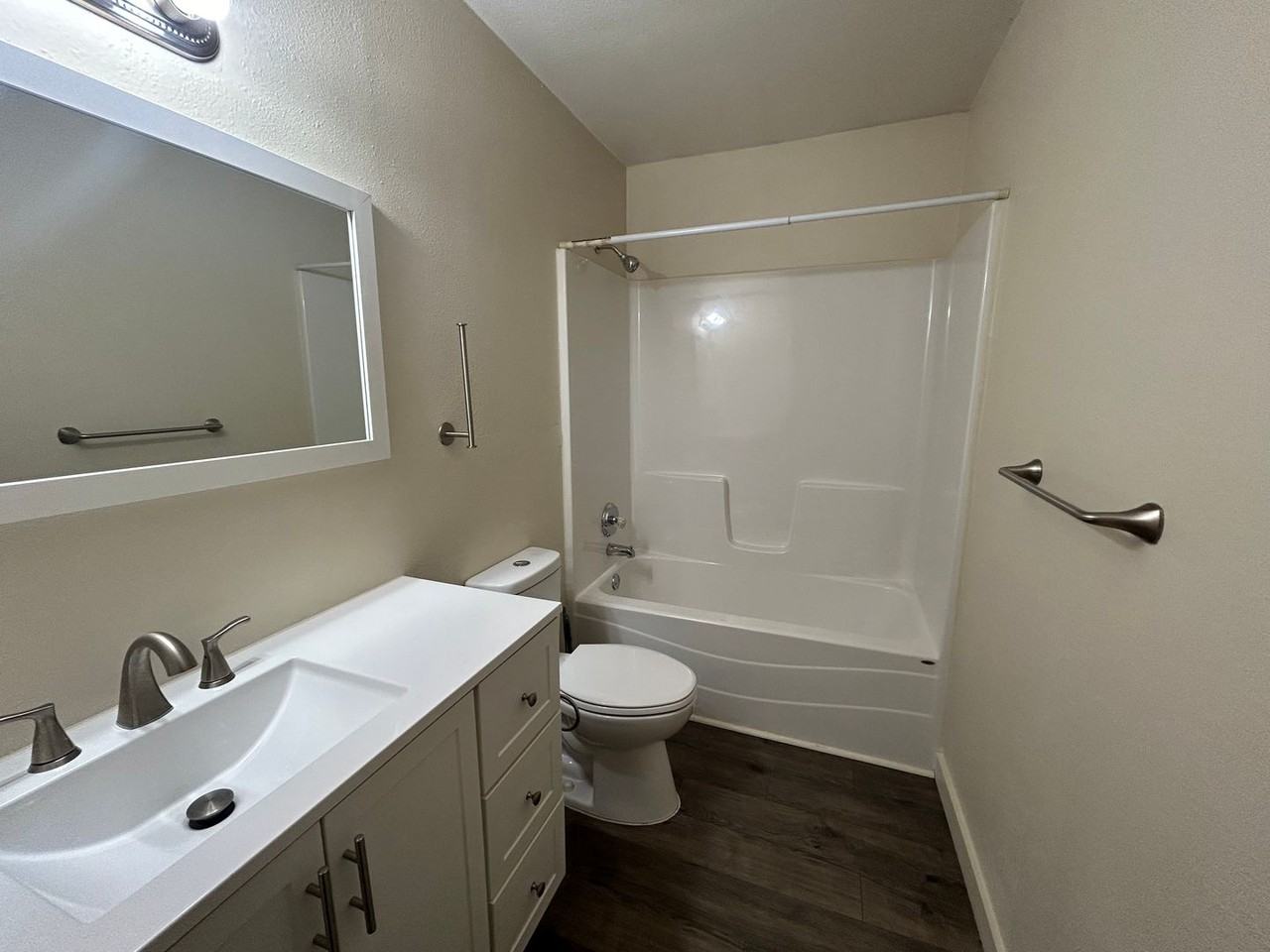 1160 S Washington Ave - Photo 6 of 9