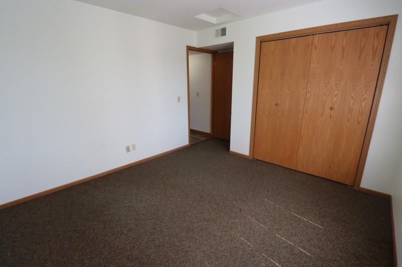 2318 Valley Rd - Photo 3 of 14