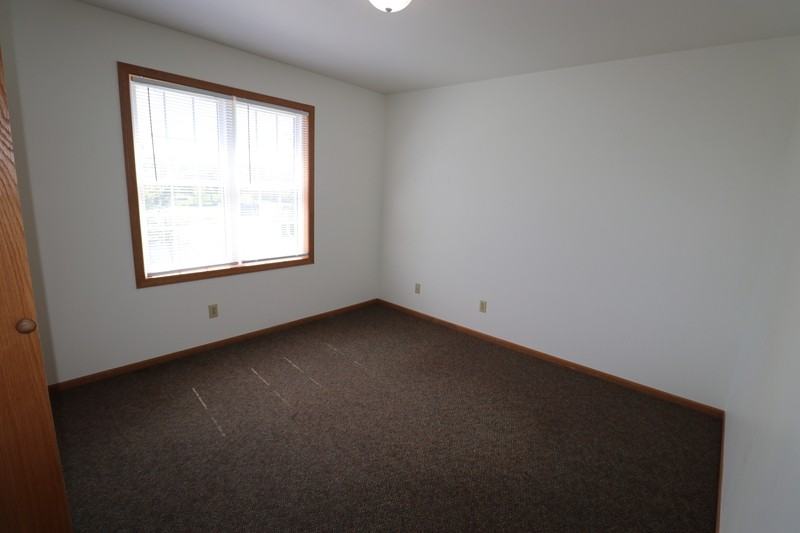 2318 Valley Rd - Photo 4 of 14