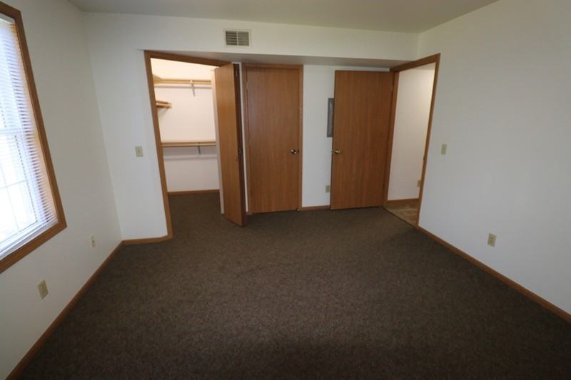 2318 Valley Rd - Photo 6 of 14