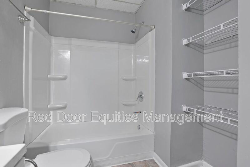 123 W Walnut St #S - Photo 7 of 15