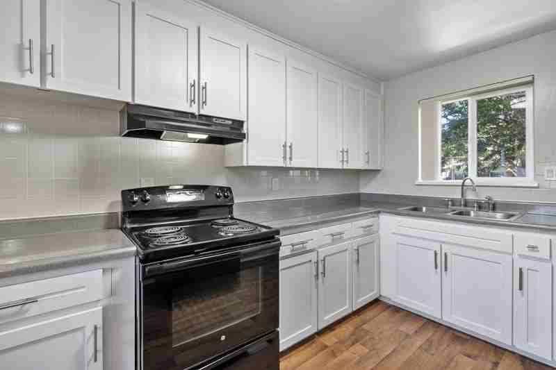 3604 Ingalls St - Photo 3 of 17