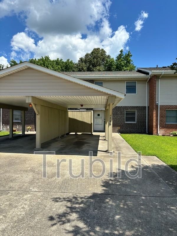 246 Albatross St - Photo 2 of 28