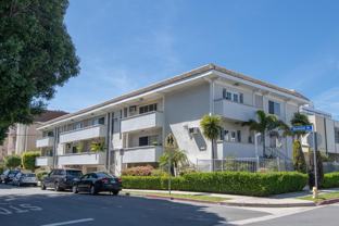 1339 Barry - Photo 1 of 1