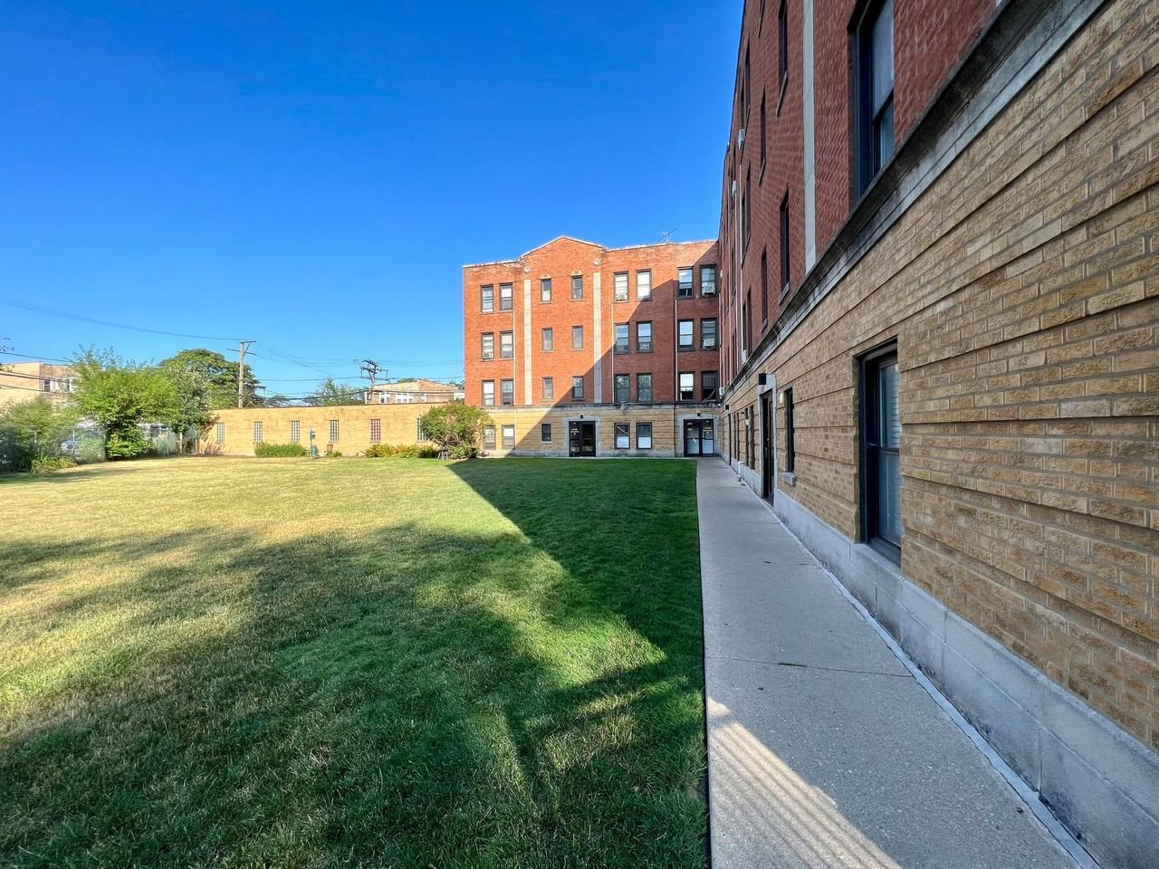 3149 N. Springfield Ave - Photo 2 of 4