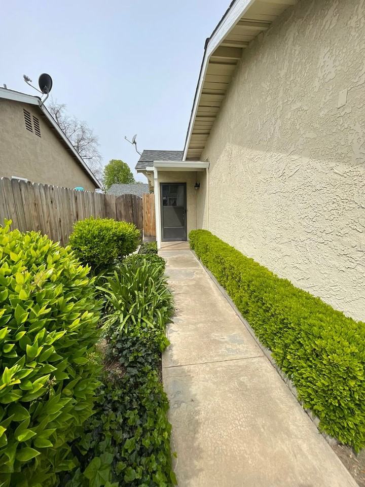 4000 Fara Biundo Dr #50 - Photo 2 of 16