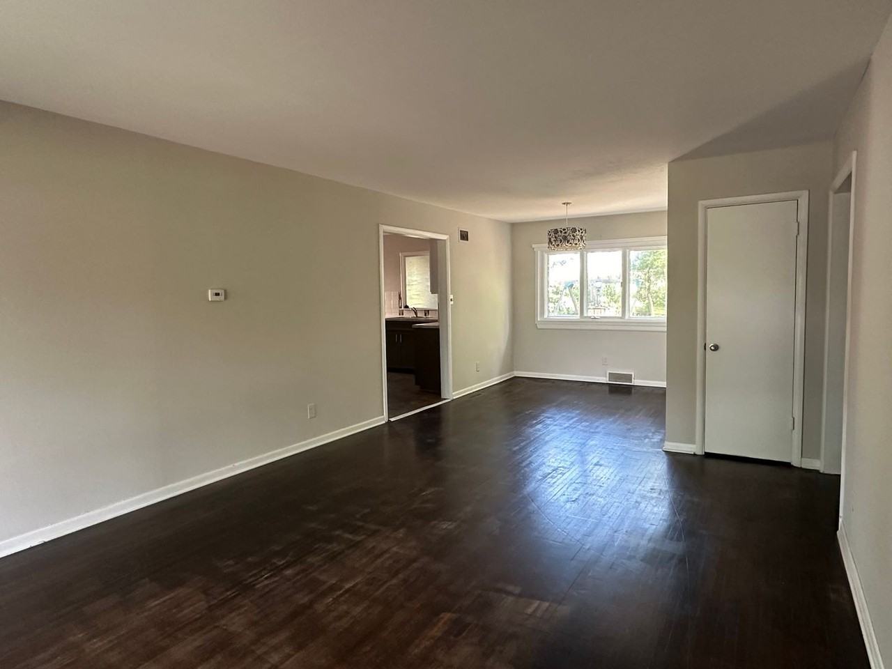 500 Alexander Dr - Photo 3 of 21