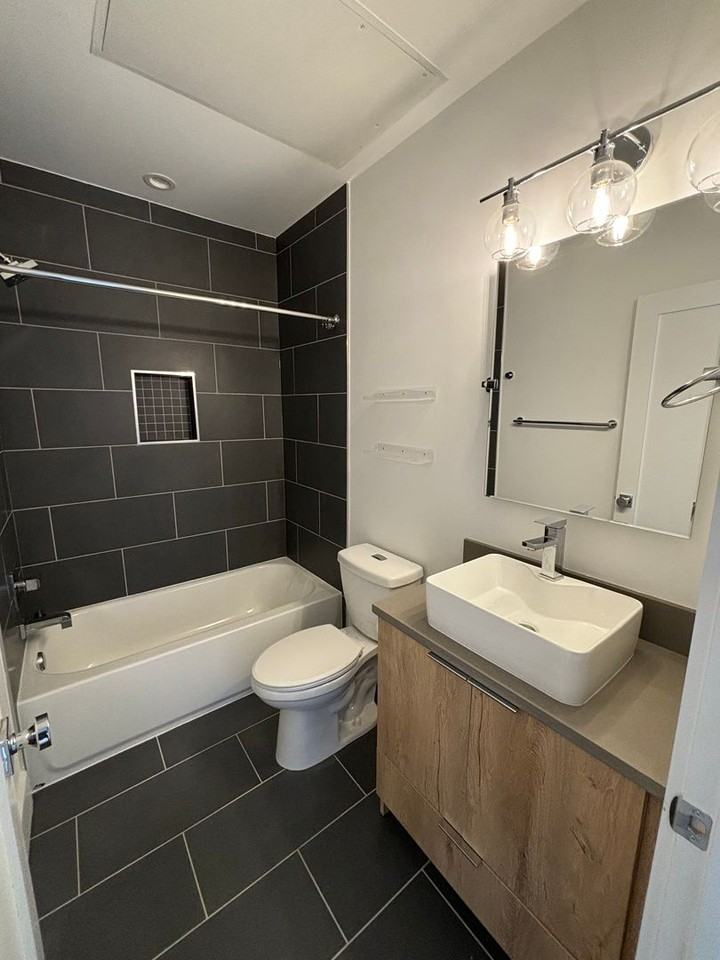 The Cardinal - Photo 7 of 9