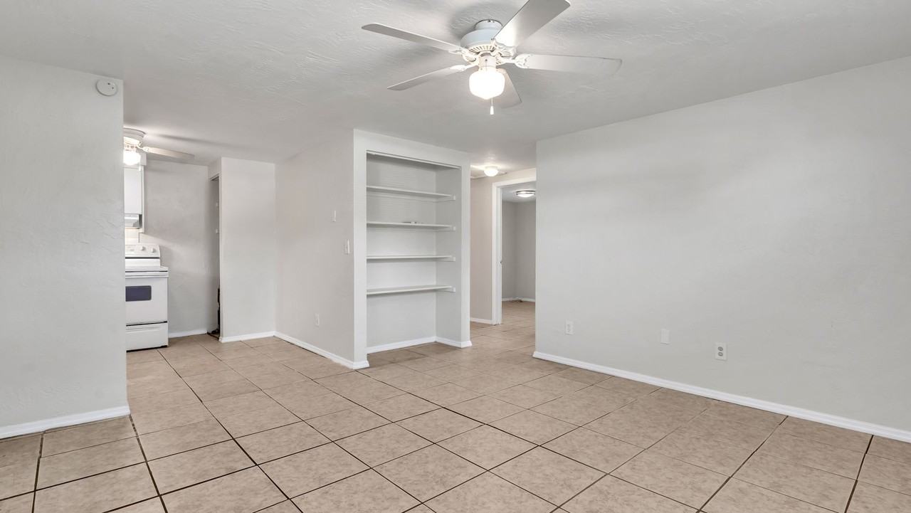 5526 59th Way N #1 - Photo 5 of 14