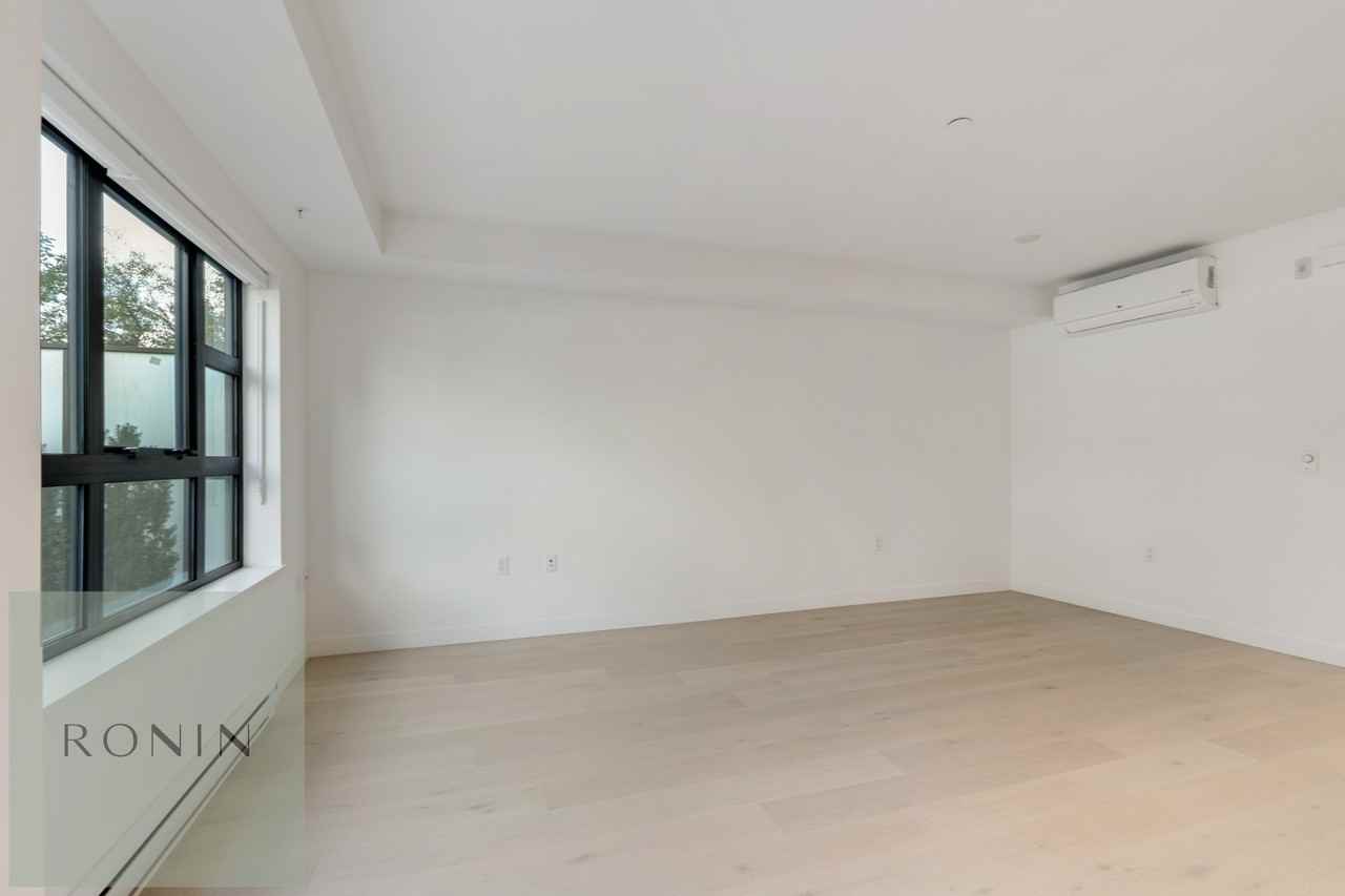 570 West 28th Avenue #78 - Photo 5 of 25