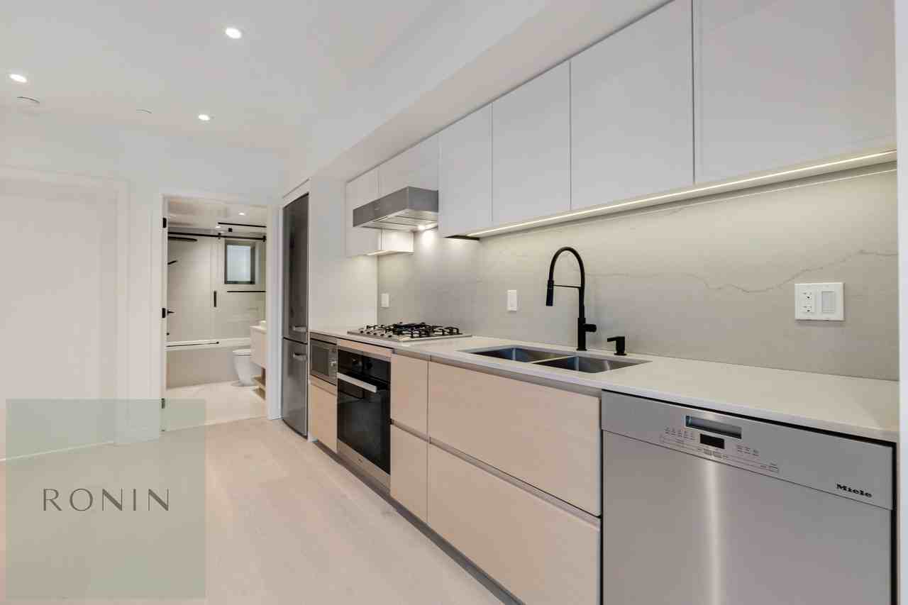 570 West 28th Avenue #78 - Photo 7 of 25