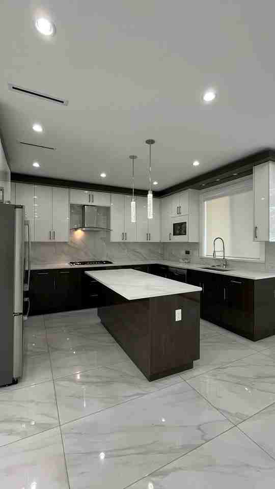 1711 Macgowan Avenue - Photo 3 of 25