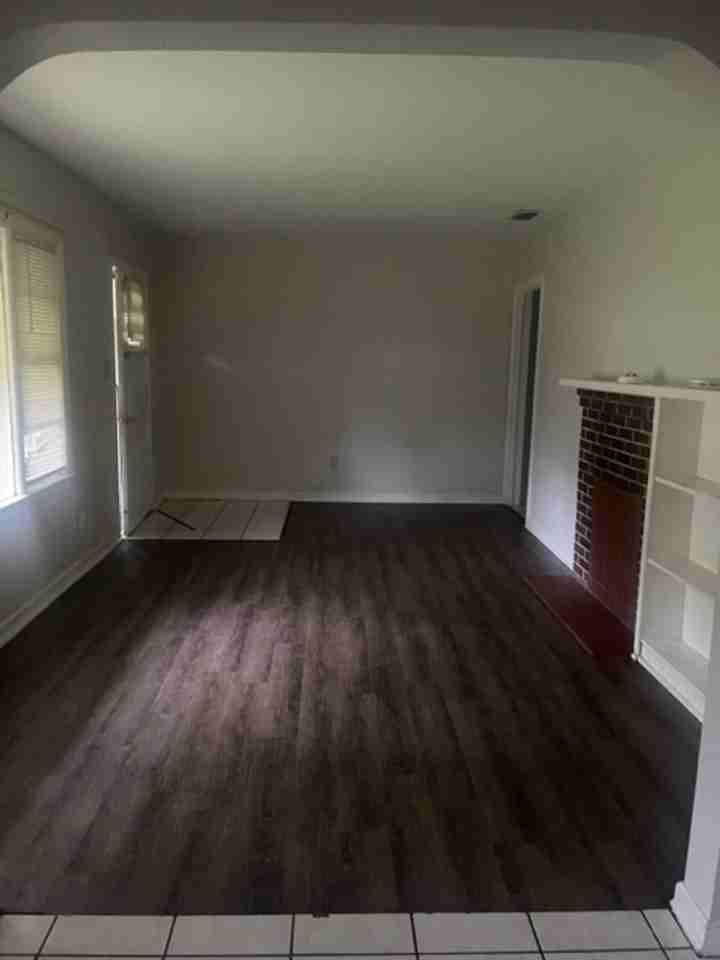 1312 Colquitt Ave - Photo 2 of 10