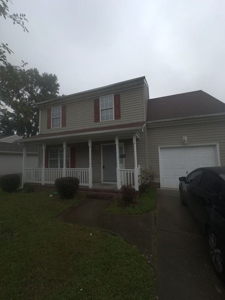 3008 William Clarke Ct - Photo 2 of 4