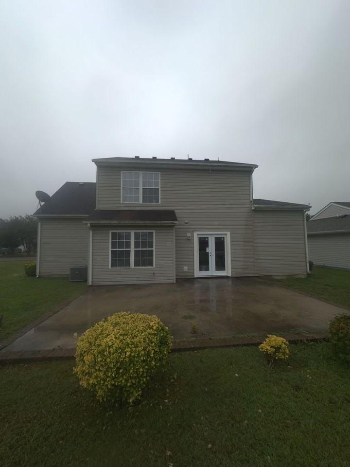 3008 William Clarke Ct - Photo 3 of 4