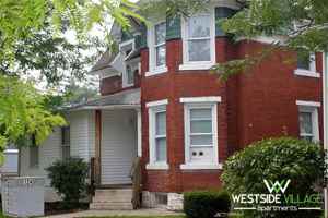 featured image of 122 N Gill St
