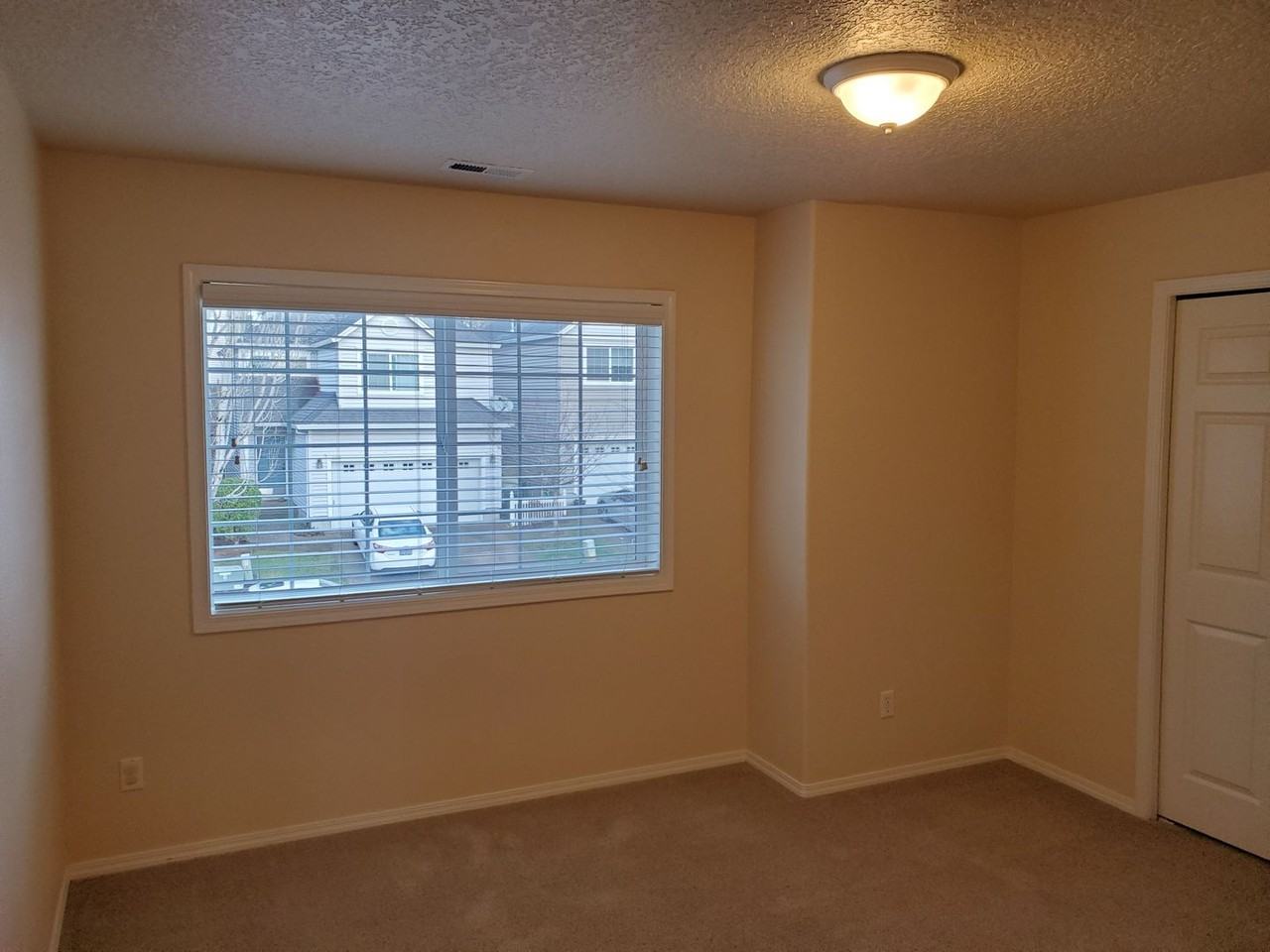 15360 Nw Twoponds Dr - Photo 5 of 17