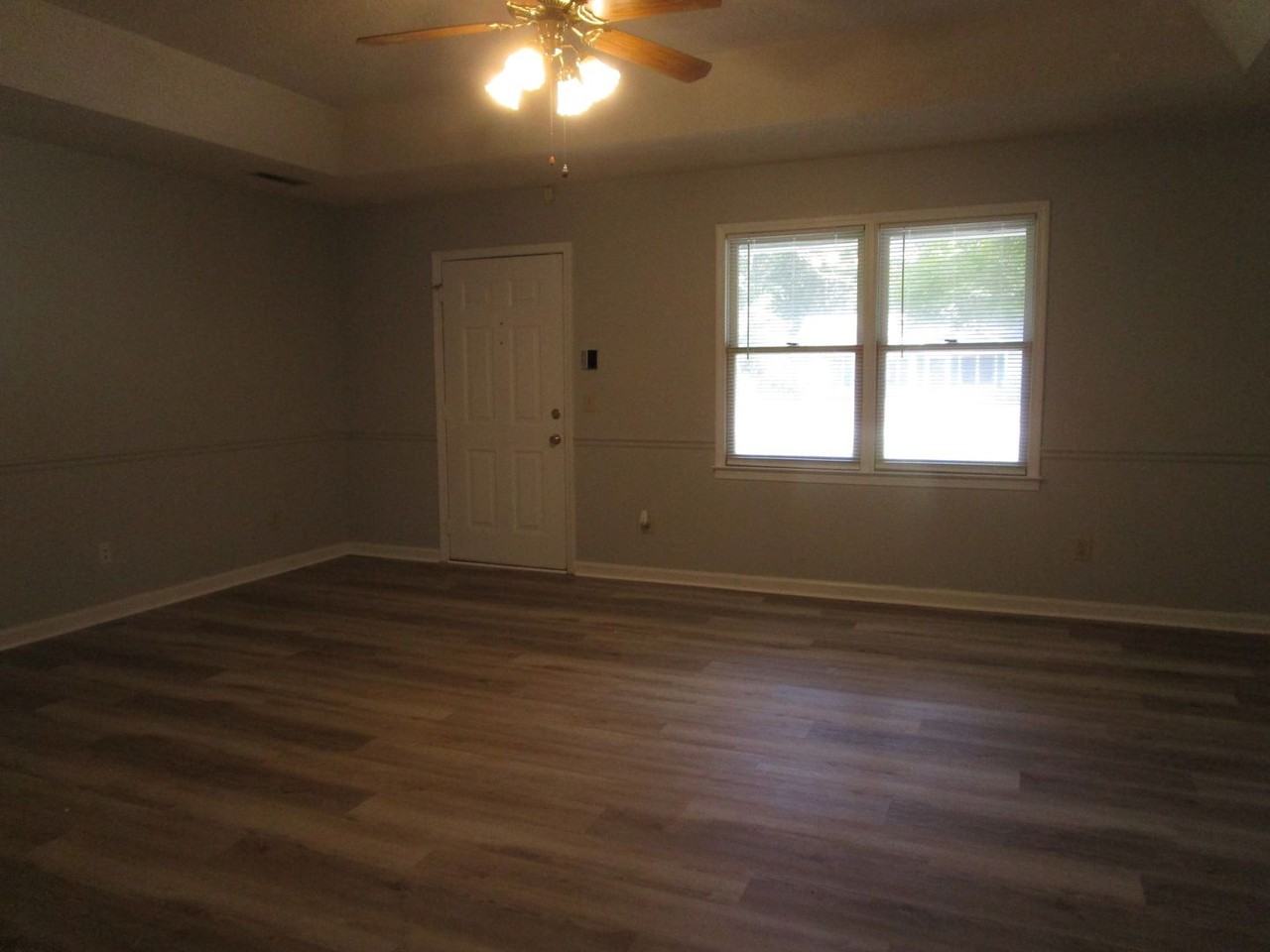 1780 Ketch Ave - Photo 2 of 8