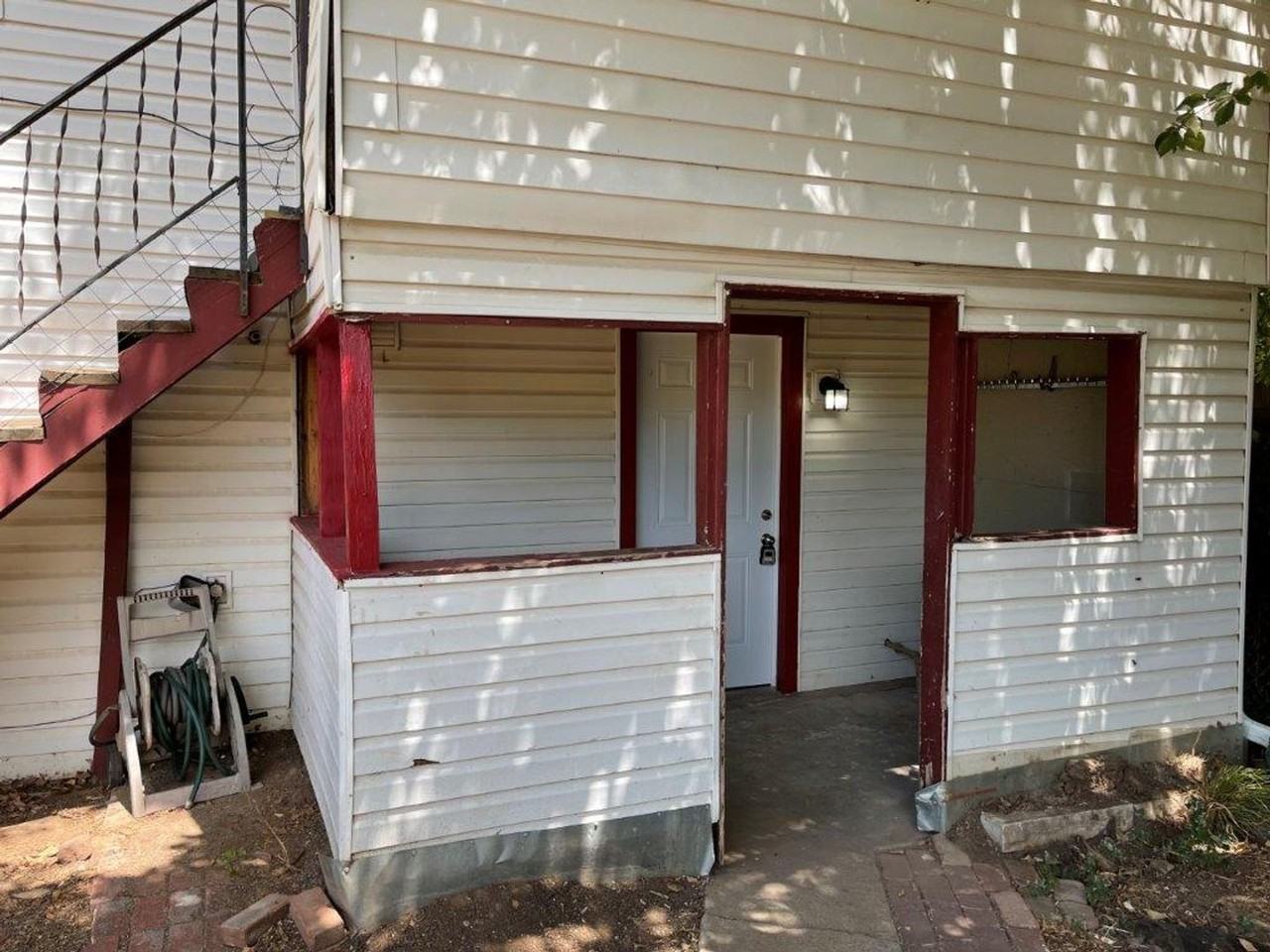 1446 1/2 Nw 31st St #B - Photo 7 of 12