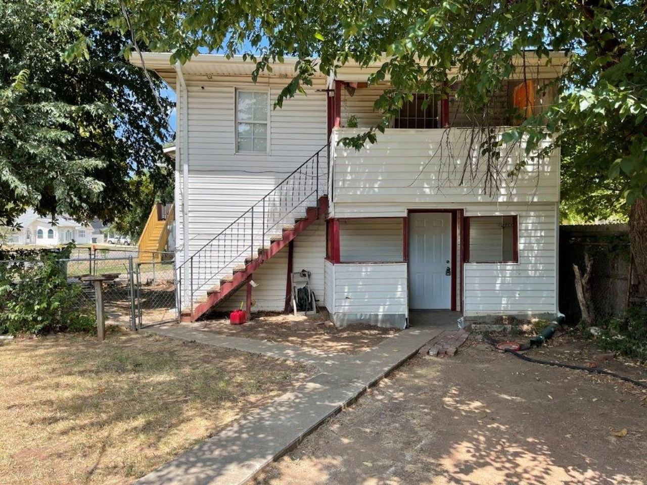 1446 1/2 Nw 31st St #B - Photo 2 of 12