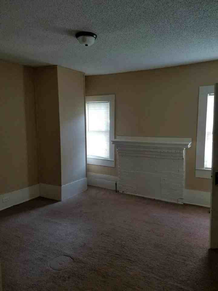 905 Jackson Blvd - Photo 5 of 8
