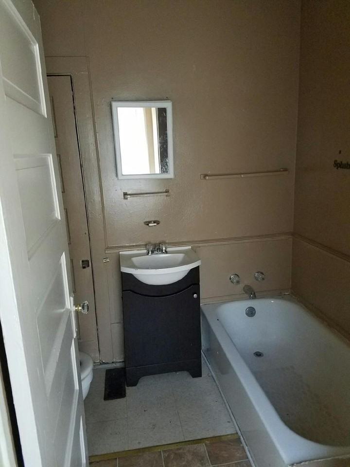 905 Jackson Blvd - Photo 6 of 8