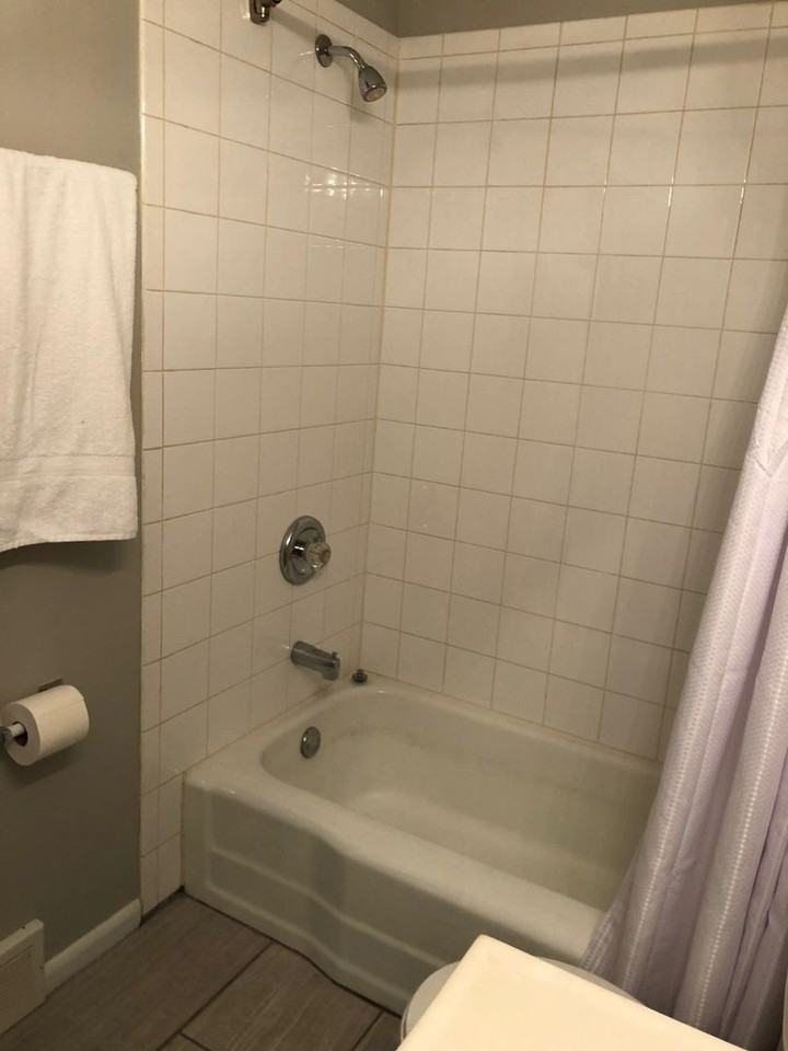 3511 E Hollywood Dr - Photo 5 of 24