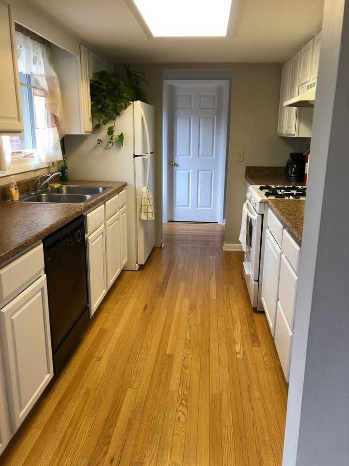 3511 E Hollywood Dr - Photo 3 of 24