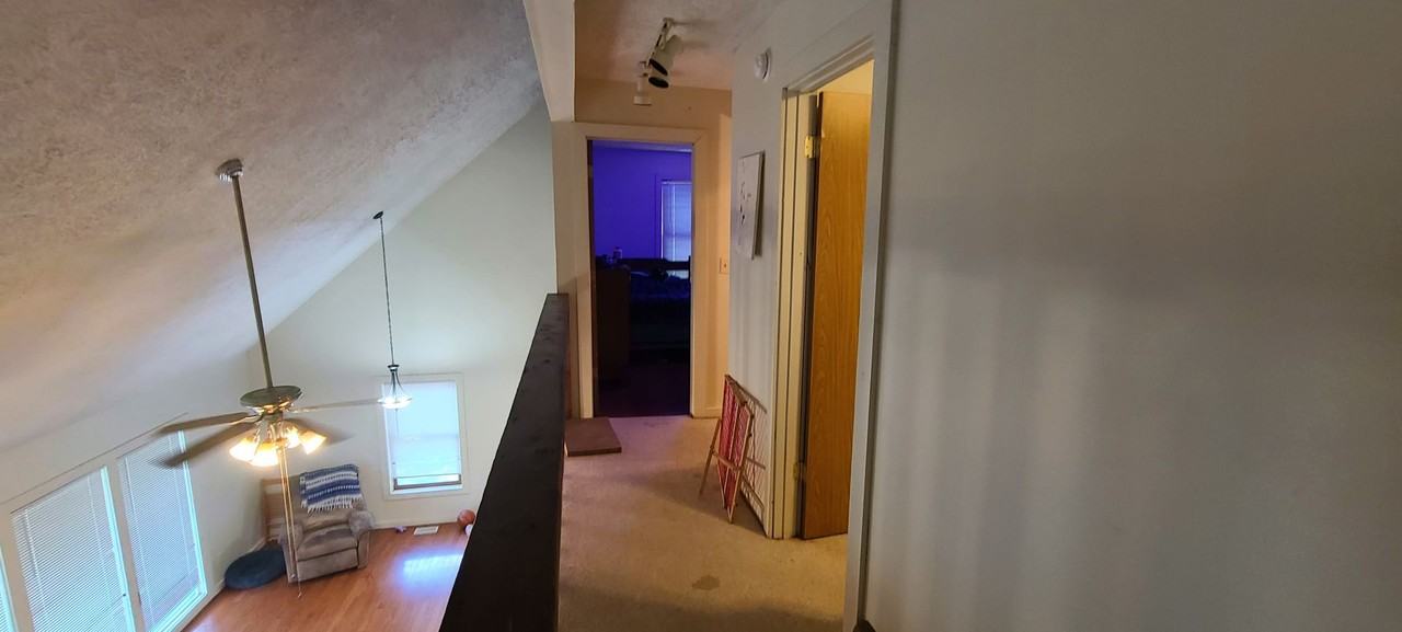 515 W 16th St #515 - Photo 7 of 22