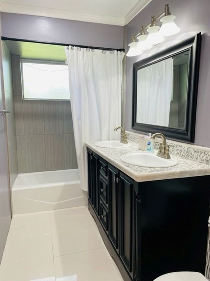 17500 Sw 89th Ct - Photo 2 of 9