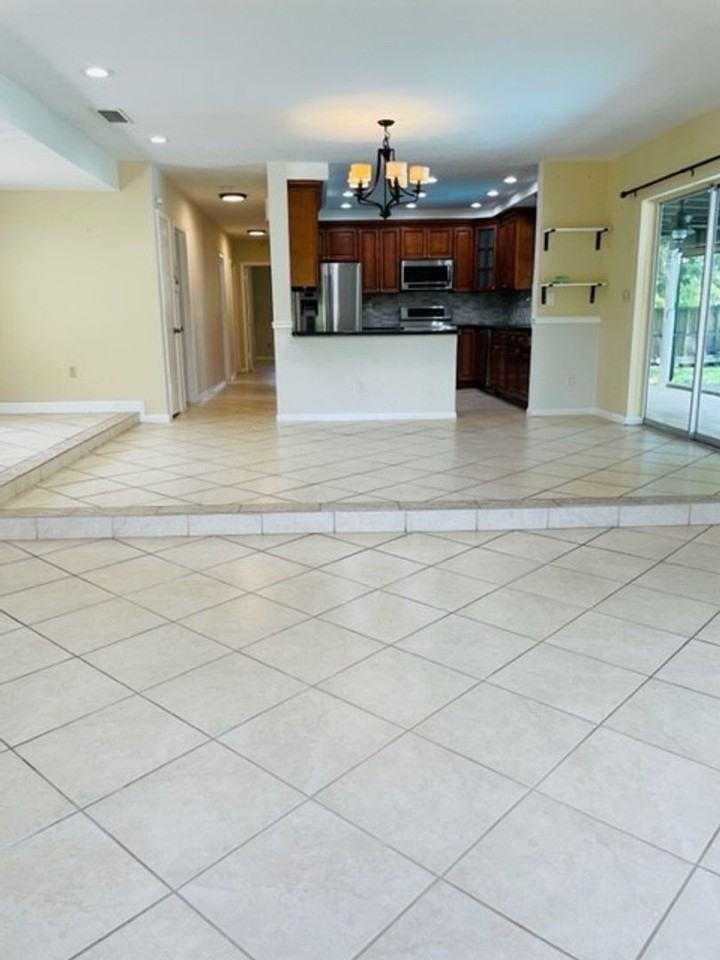 17500 Sw 89th Ct - Photo 3 of 9