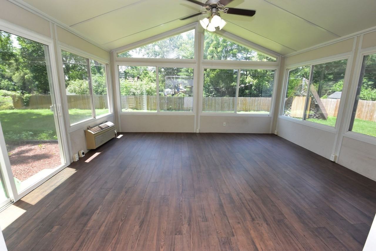 52401 Hollyhock Rd - Photo 6 of 21