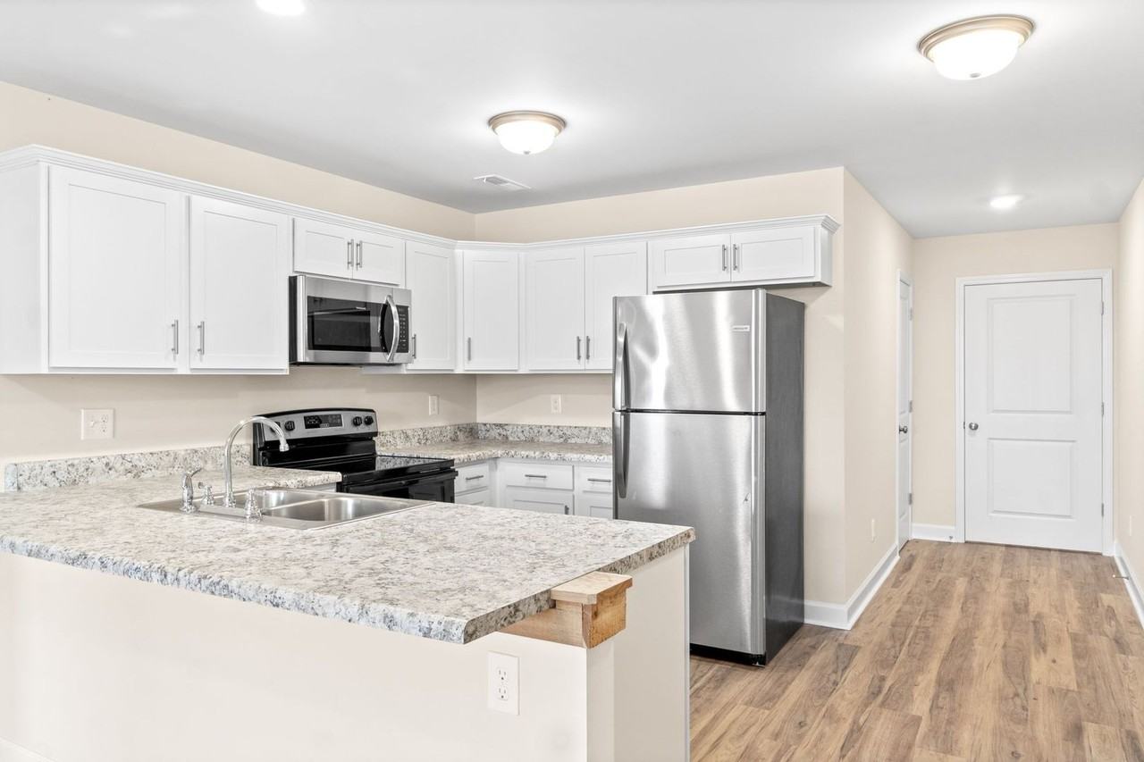 9530 Russellville Rd #A - Photo 5 of 21